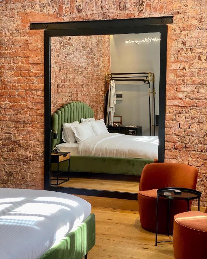Ruz Hotels Istanbul Eksteriør billede A room at the hotel