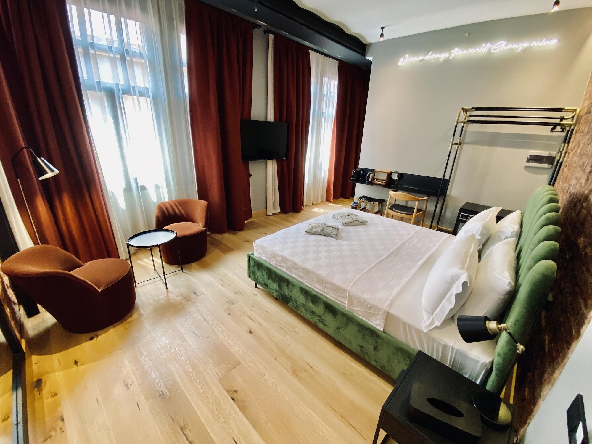Ruz Hotels Istanbul Eksteriør billede A room at the hotel